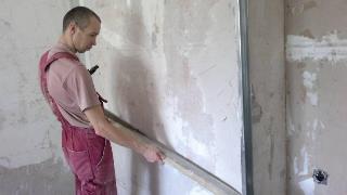 Фото процесса Выравнивание стен в Уфе